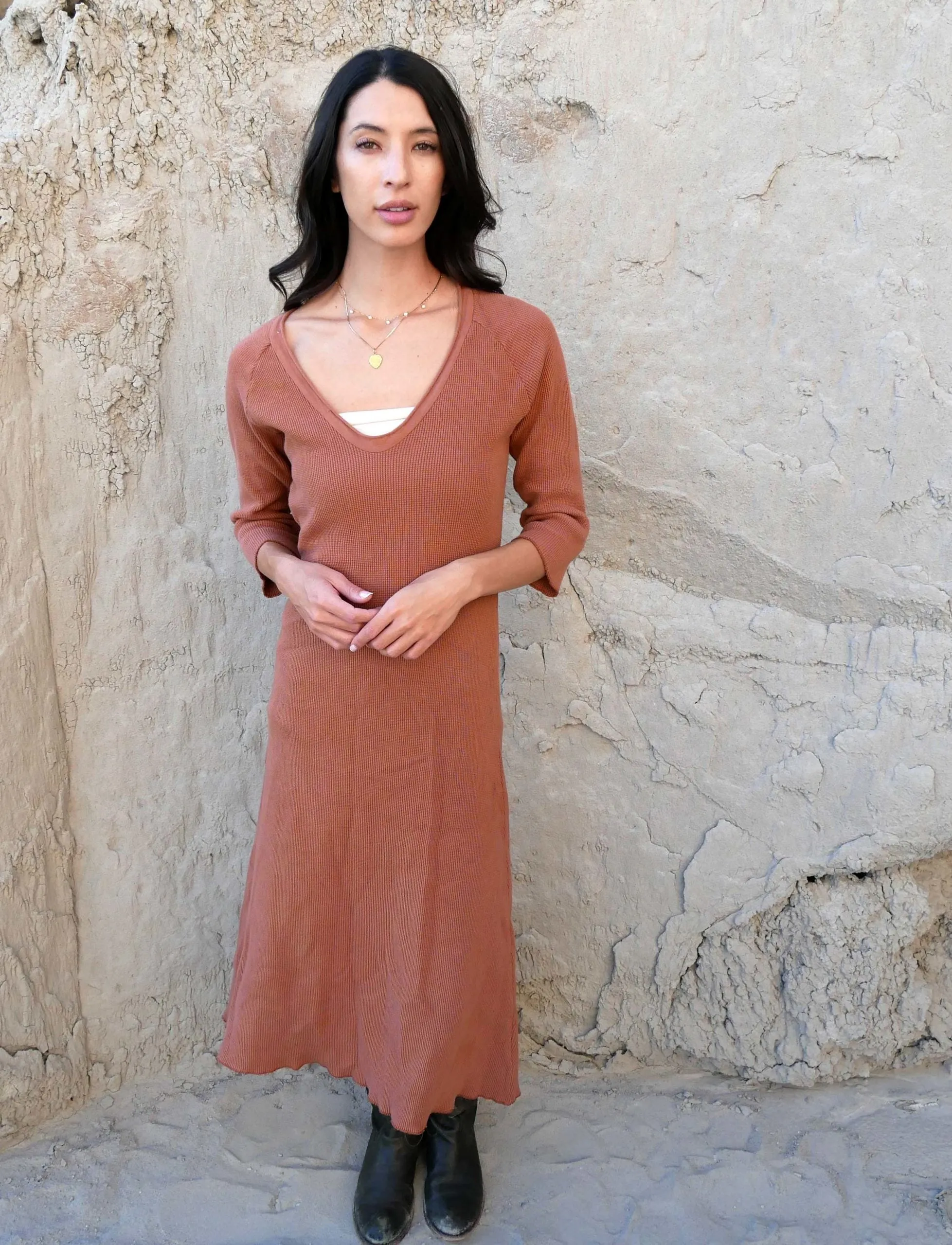 Ritual RAGLAN Sleeve Simplicity Below Knee Dress