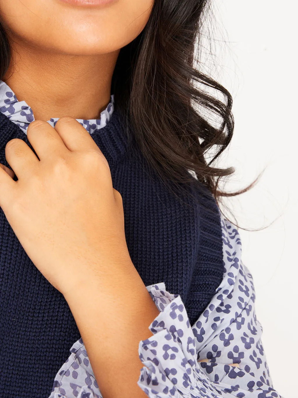 Venetia Vest Navy x Gigi Knitwear