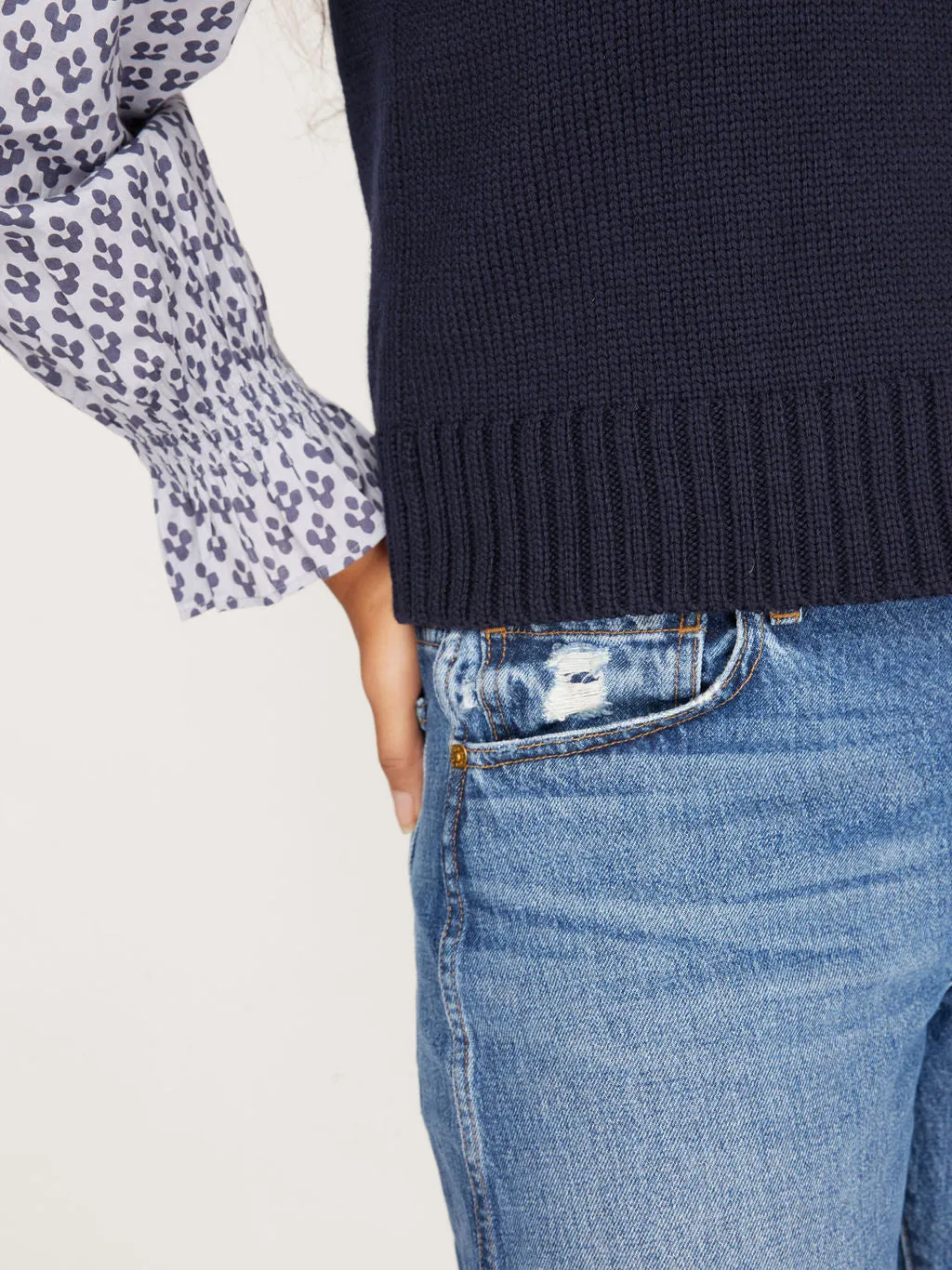 Venetia Vest Navy x Gigi Knitwear